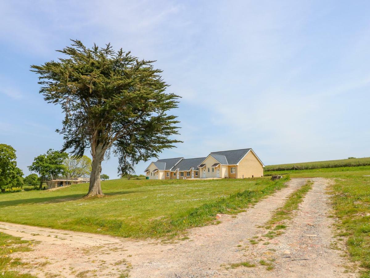 5 Yarmouth Cottages Freshwater Exterior foto